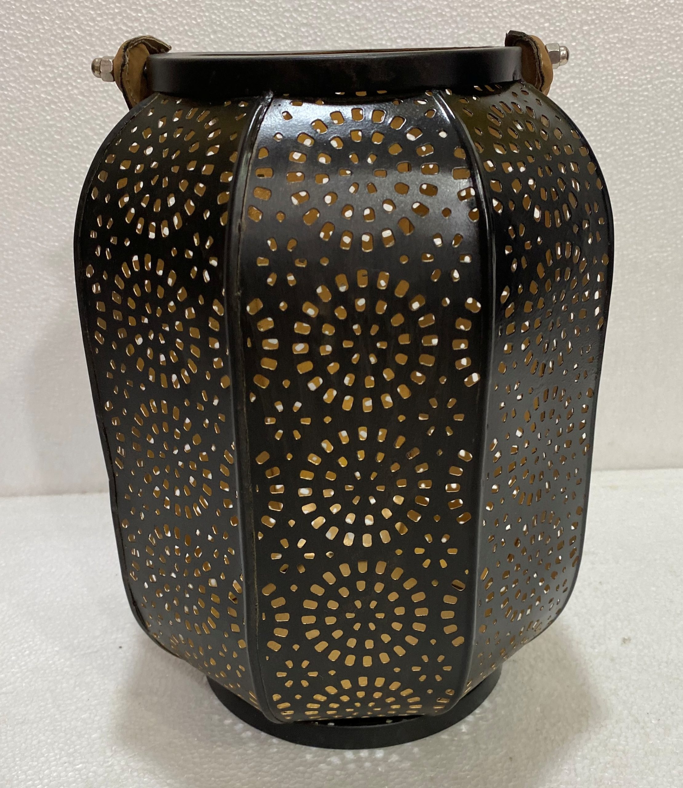 Laser cut round shape lantern with rope